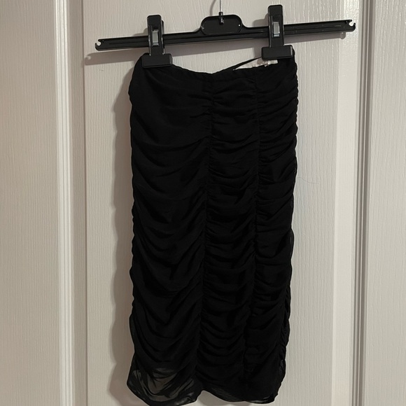 Meshki Mattea Ruched Mesh Mini Skirt in black. Size XXS. Roughly 17”. NWT. - Picture 2 of 5